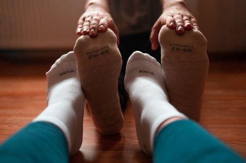 VoXX BENGAM / Športové bambusové ponožky so vzorovaným chodidlom