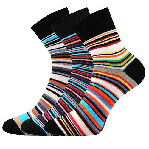 BOMA JANA 53 / Dámske ponožky, úzke farebné prúžky, 3 páry